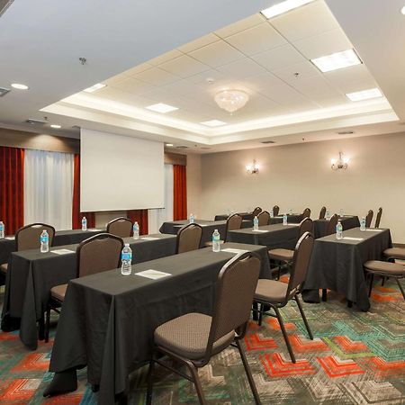 Hilton Garden Inn Nanuet Extérieur photo