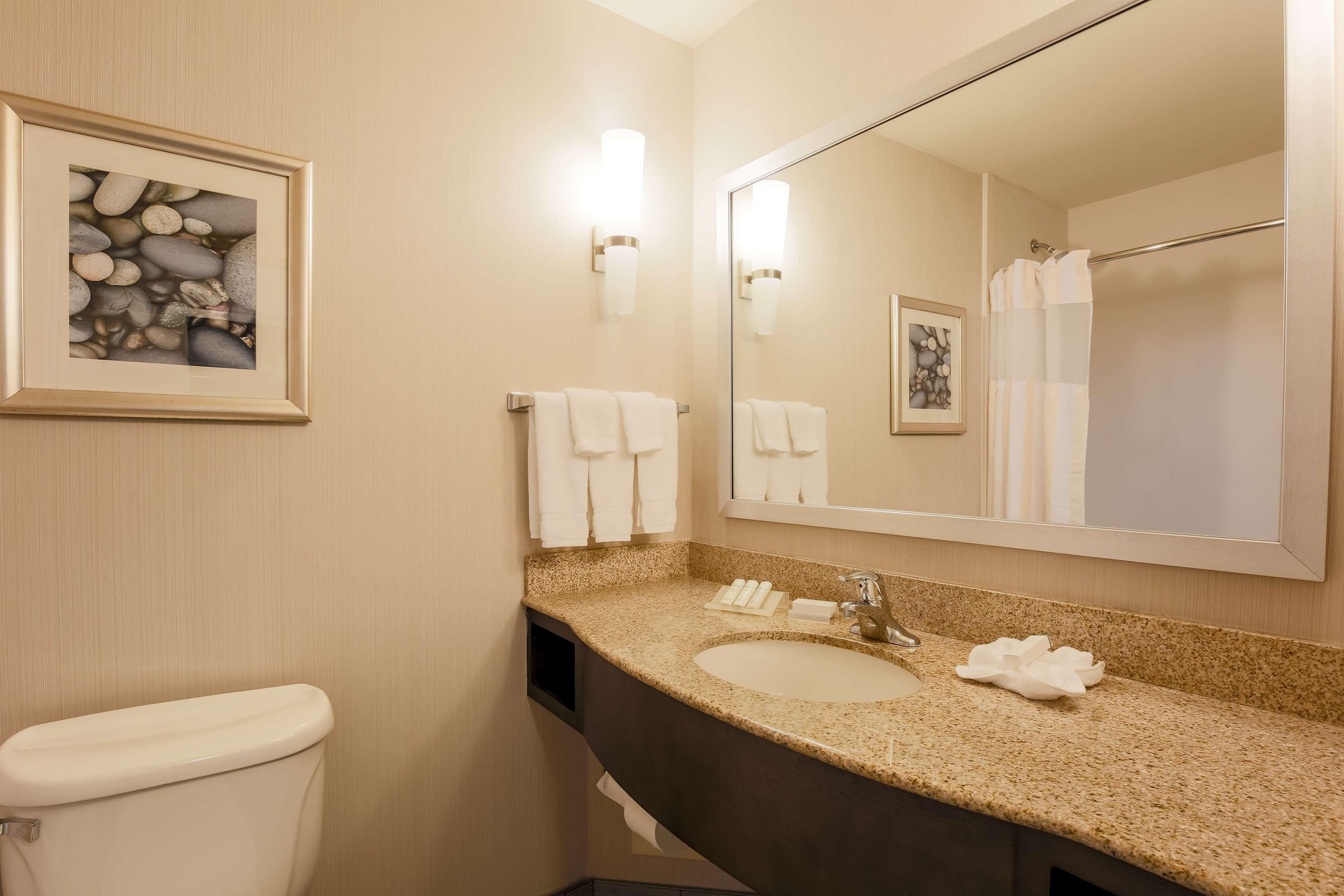 Hilton Garden Inn Nanuet Extérieur photo
