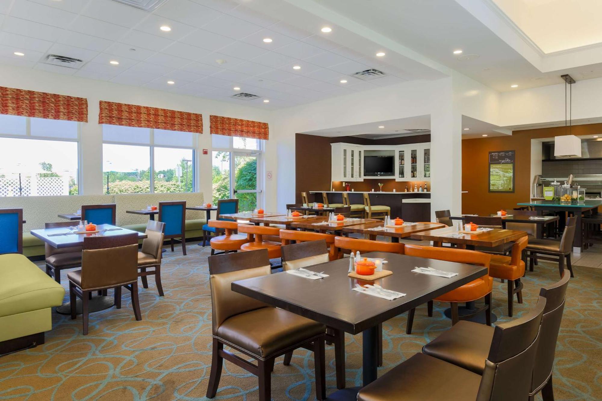Hilton Garden Inn Nanuet Extérieur photo