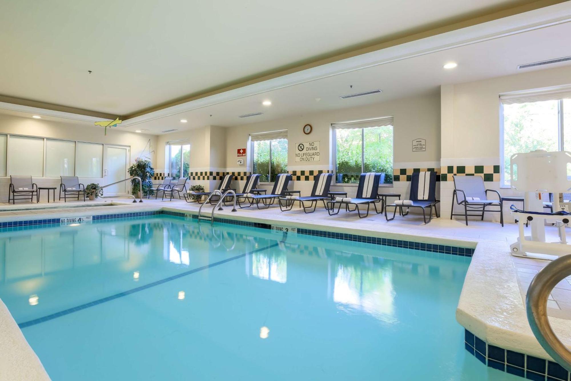 Hilton Garden Inn Nanuet Extérieur photo