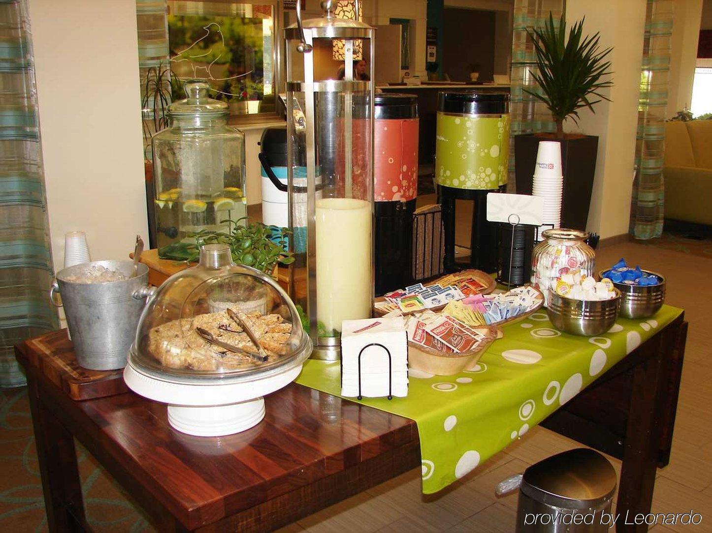 Hilton Garden Inn Nanuet Extérieur photo
